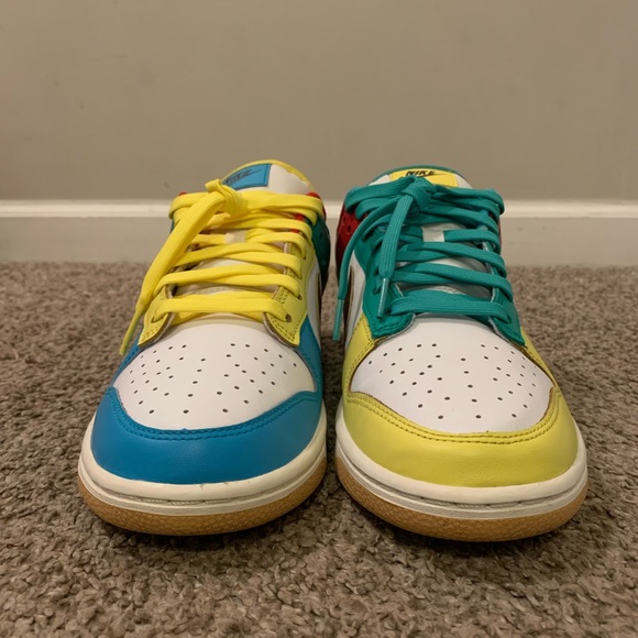 Dunk low SE Free.99 - Picture 2 of 5